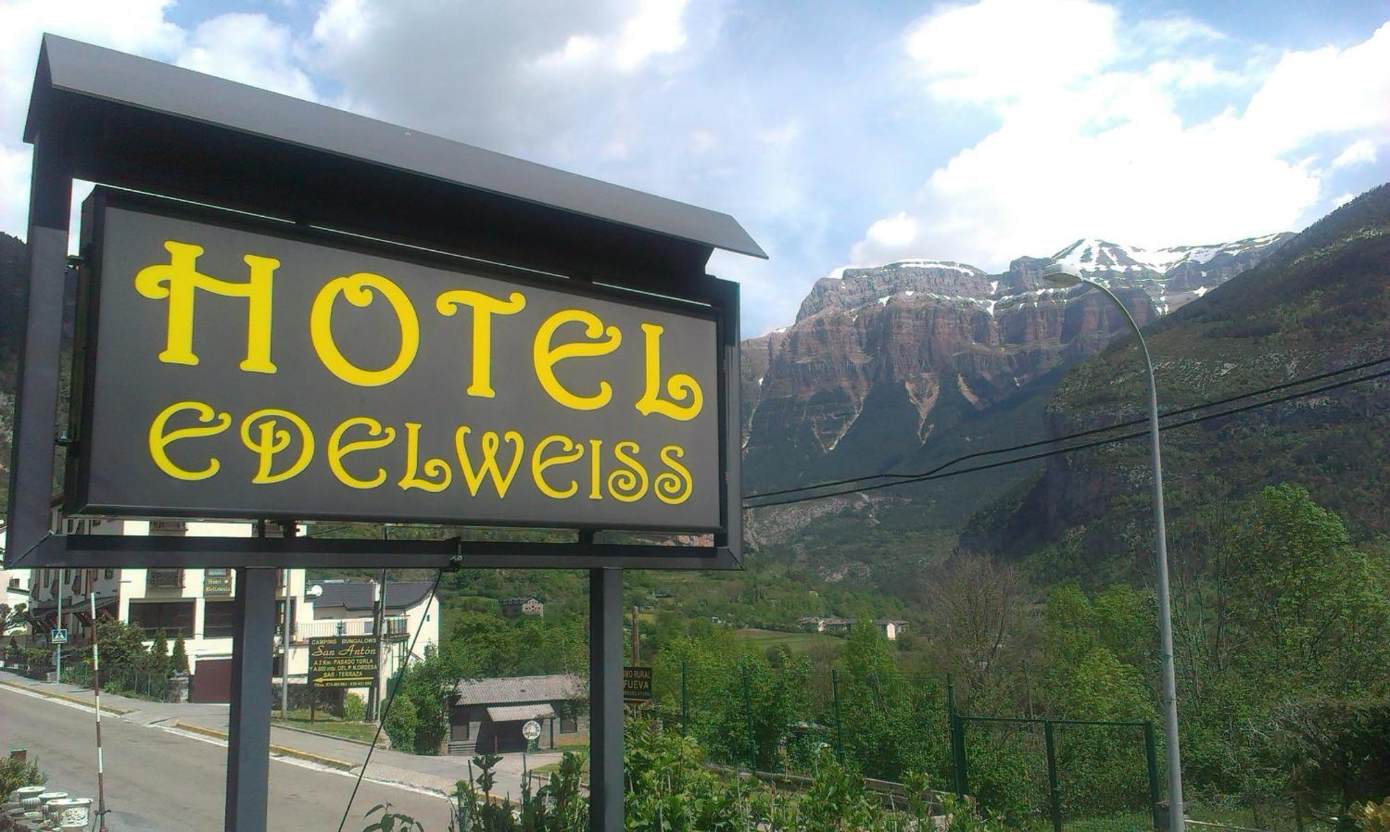 Edelweiss Hotel Torla Luaran gambar